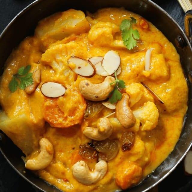 Veg Kurma (16 Oz).