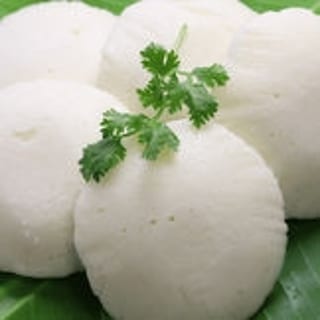 Idli (4 Pcs)