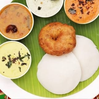 Idli Medu Vadai Pongal Combo